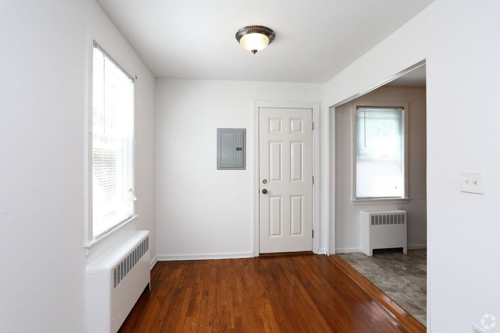 Groton Apartment: 126 Litton Ave