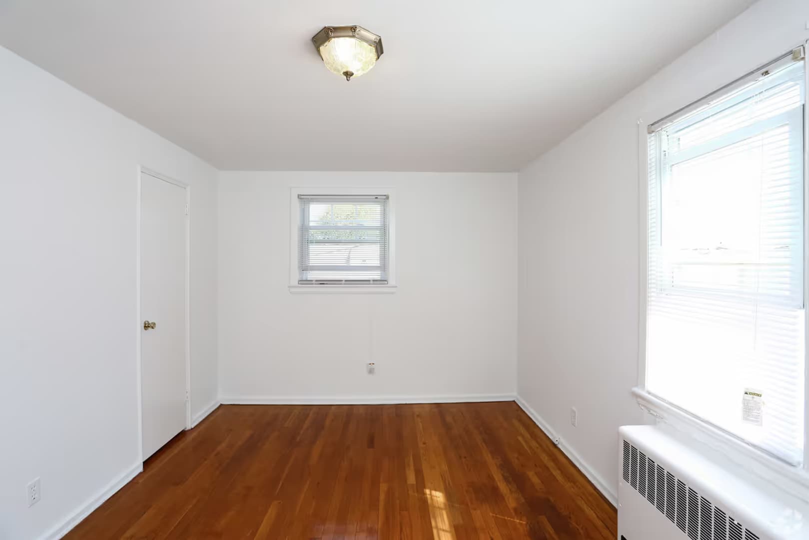 Groton Apartment: 126 Litton Ave