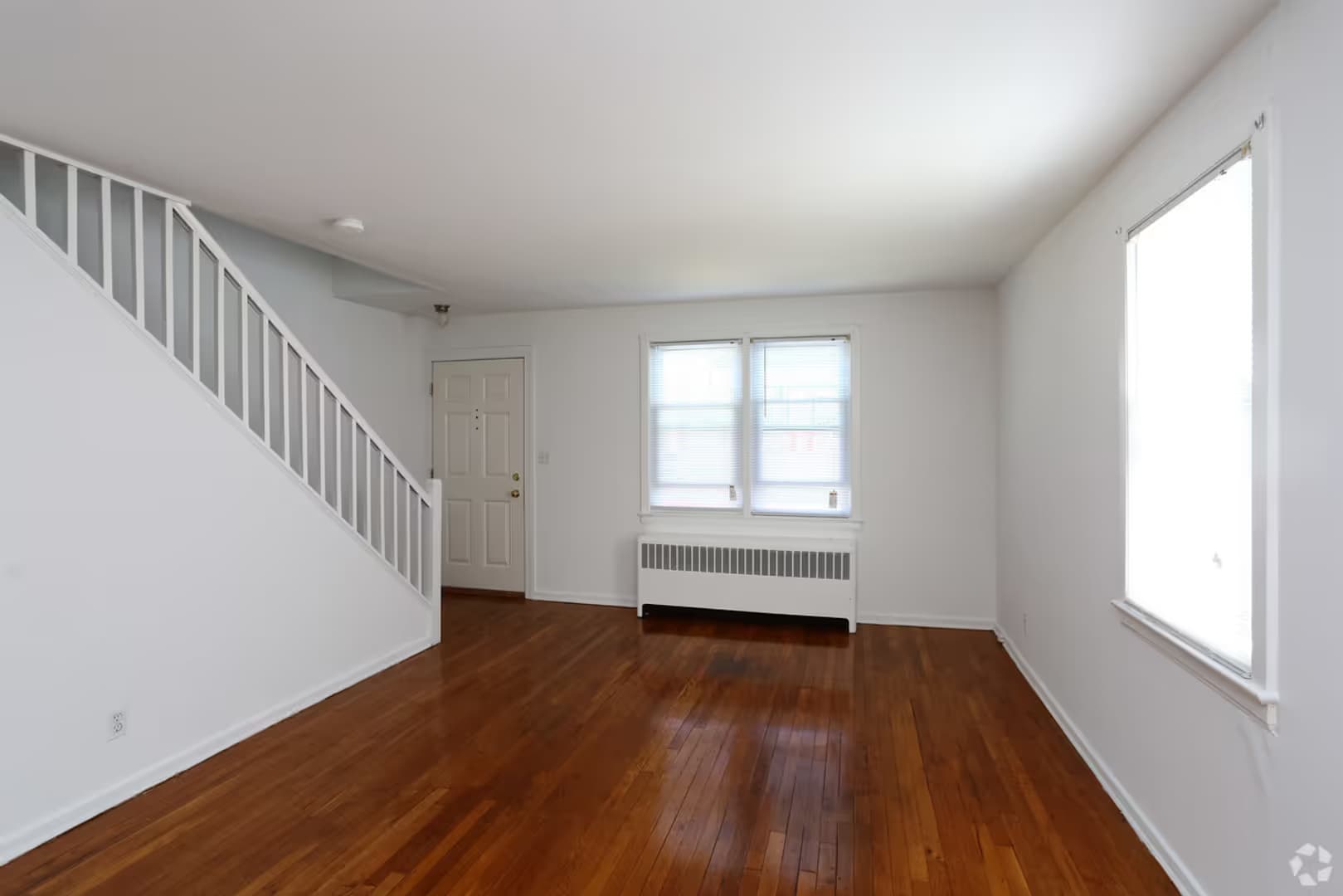 Groton Apartment: 126 Litton Ave