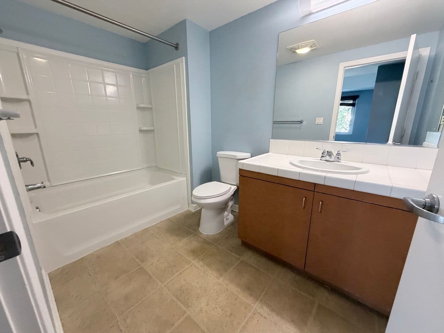 San Diego House: 875 G Street #203