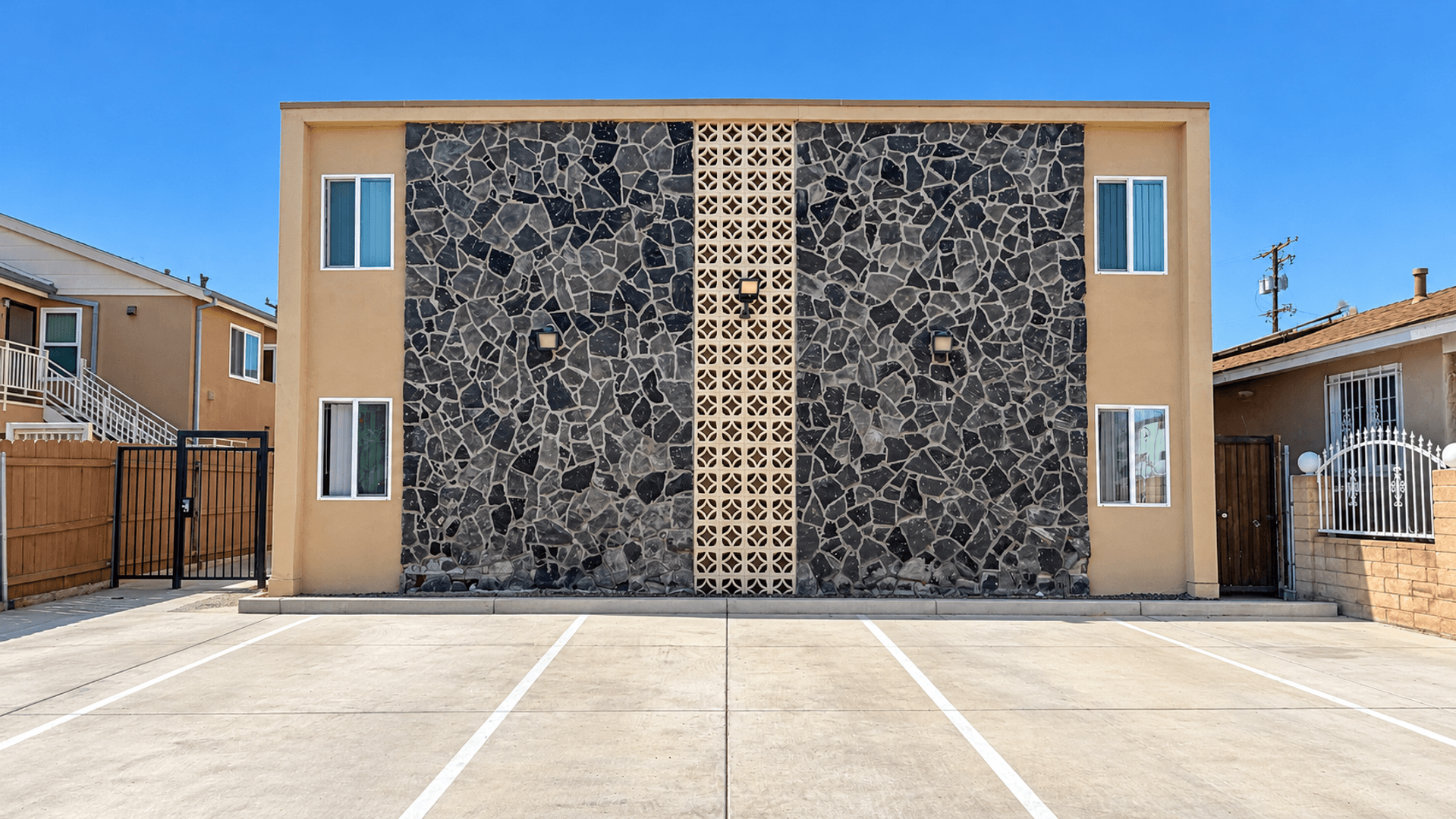 San Diego Apartment: 3860 Cherokee Ave