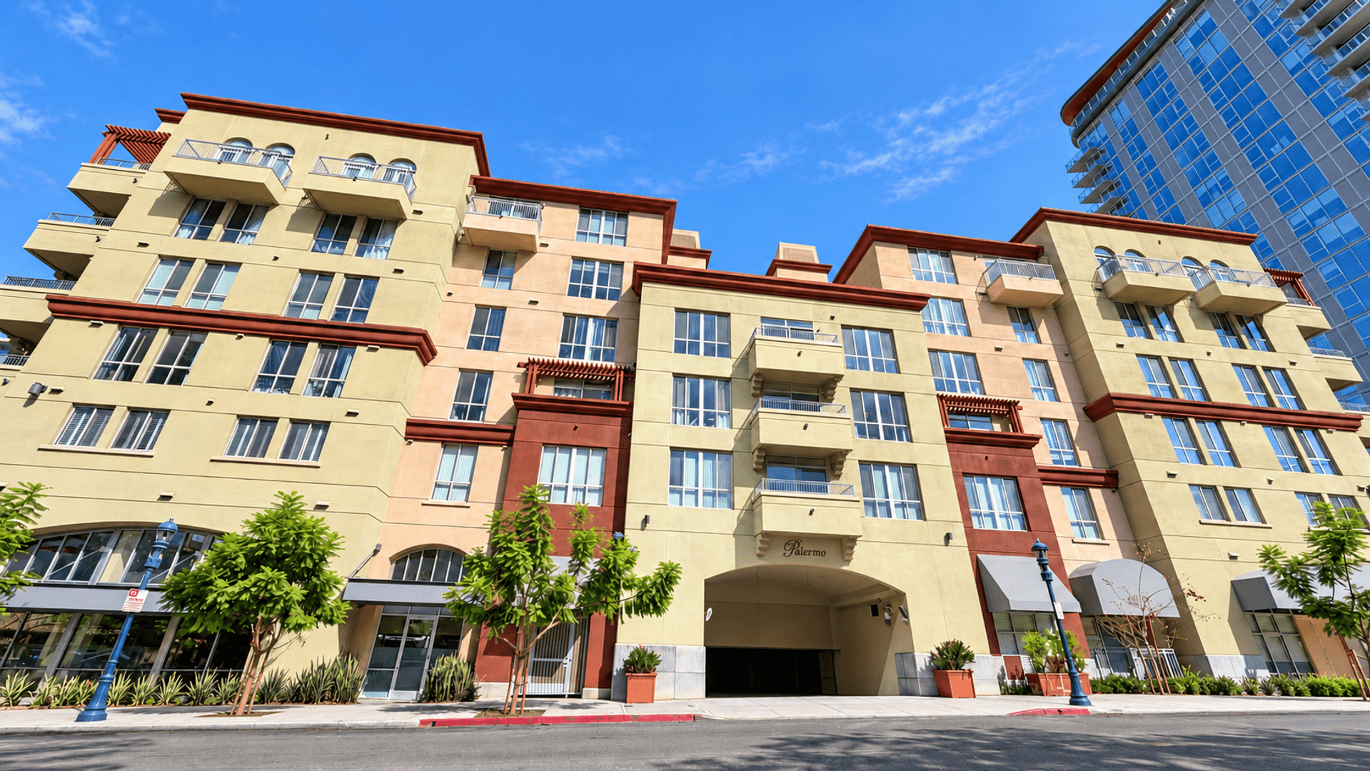 San Diego Condo: 1501 Front St Unit 419