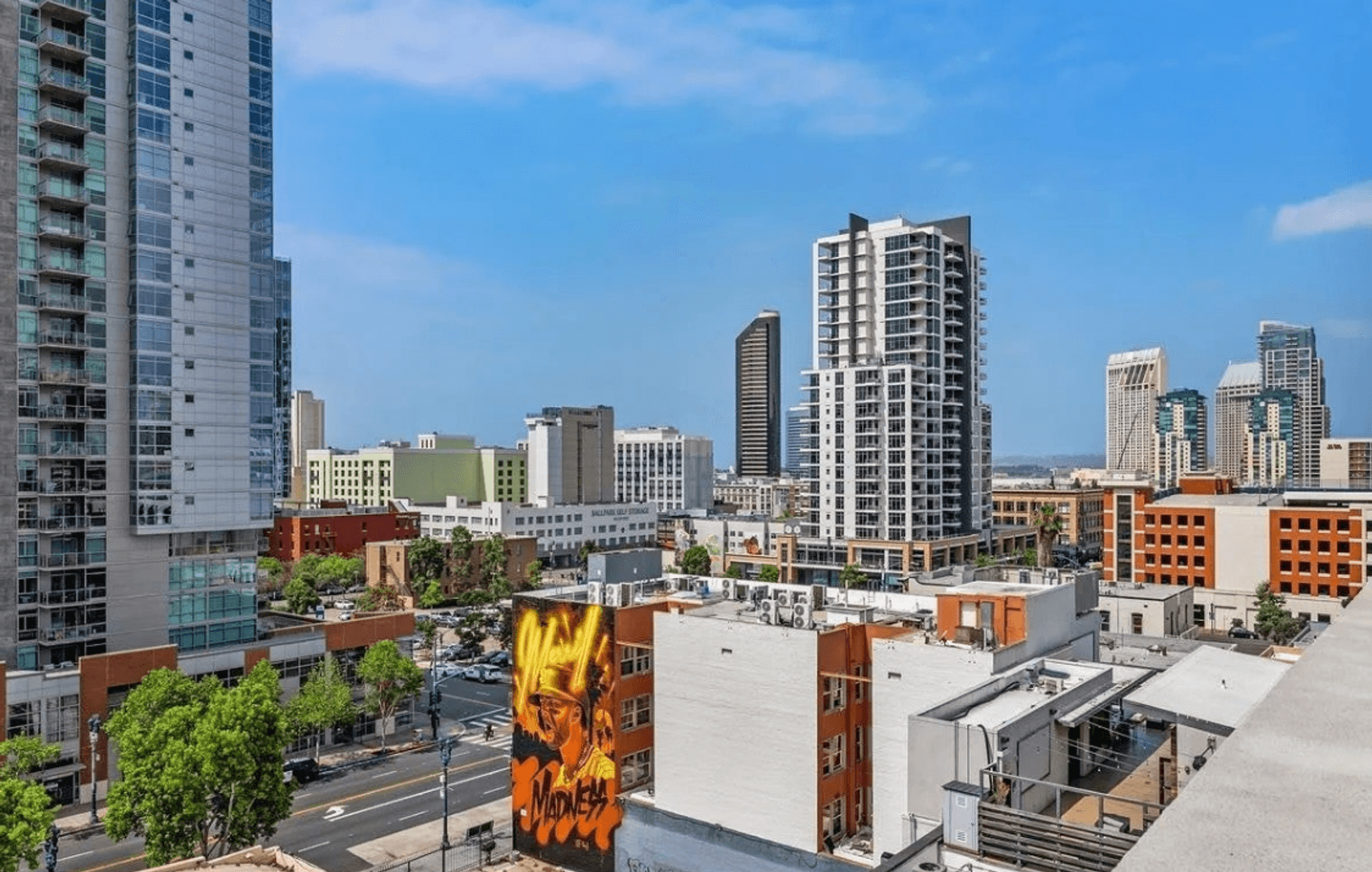 San Diego House: 875 G Street #203