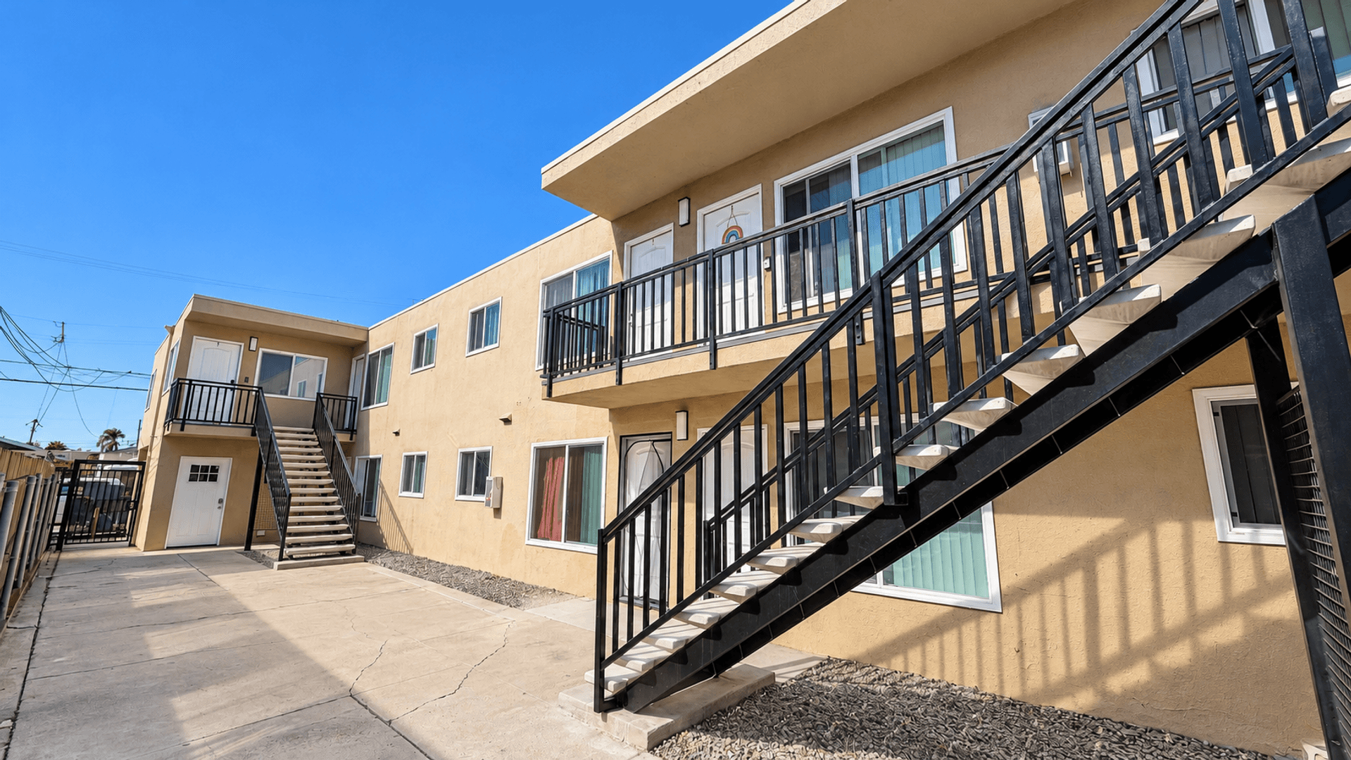 San Diego Apartment: 3860 Cherokee Ave