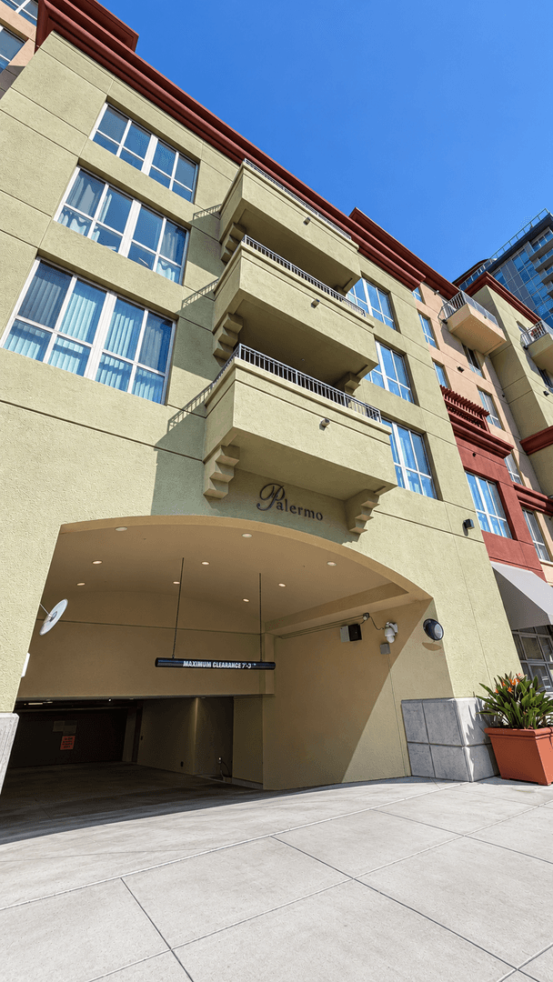 San Diego Condo: 1501 Front St Unit 419