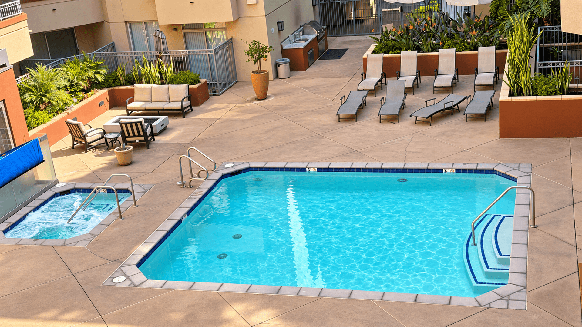 San Diego Condo: 1501 Front St Unit 419