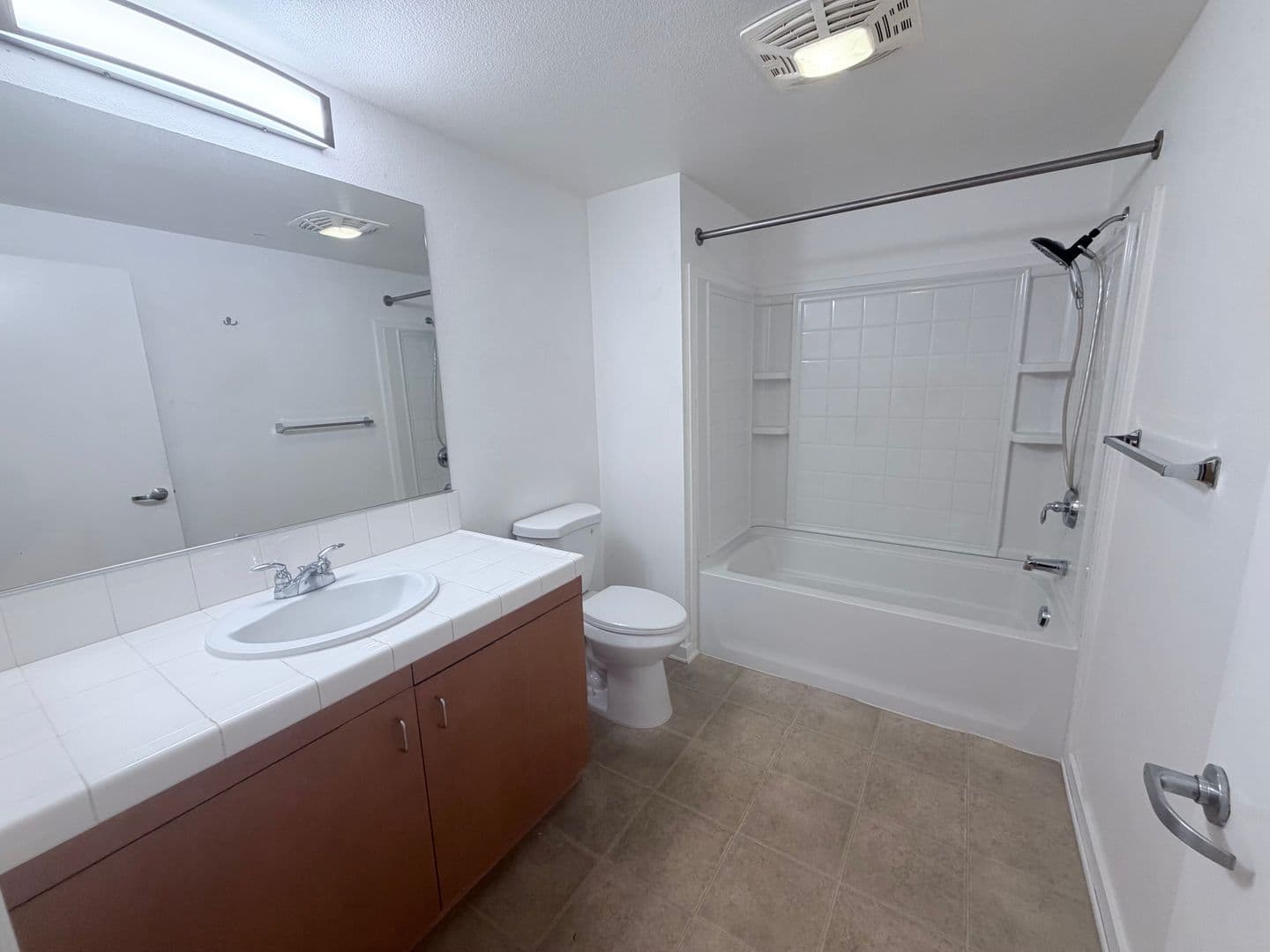 San Diego House: 875 G Street #203