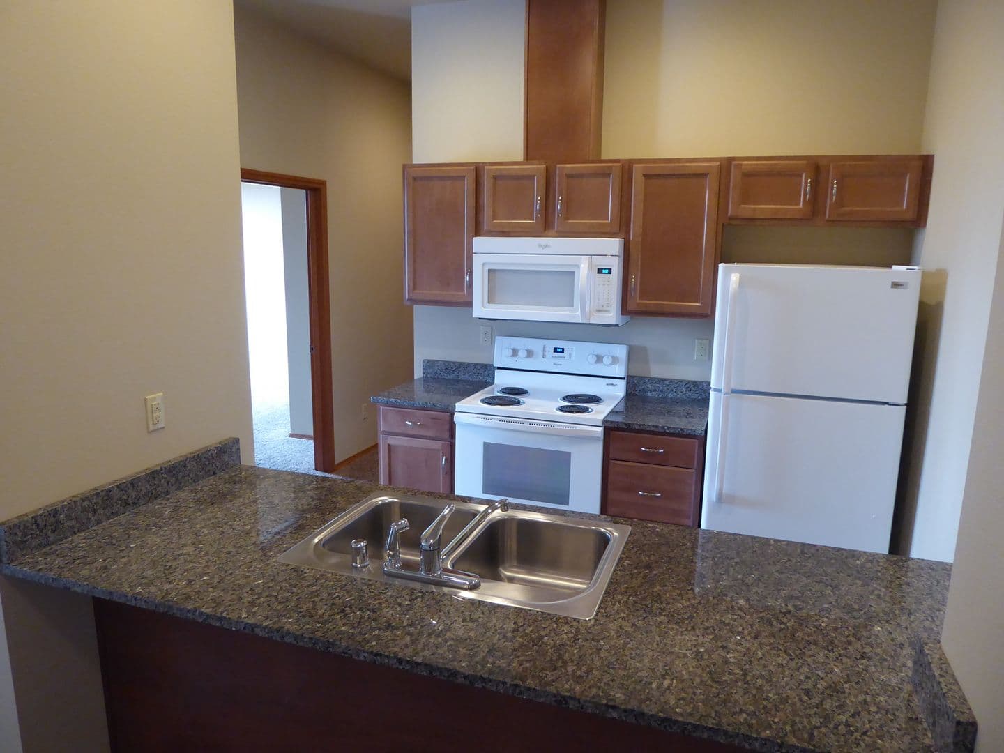 Lynden Apartment: 2202 Mercedes Drive