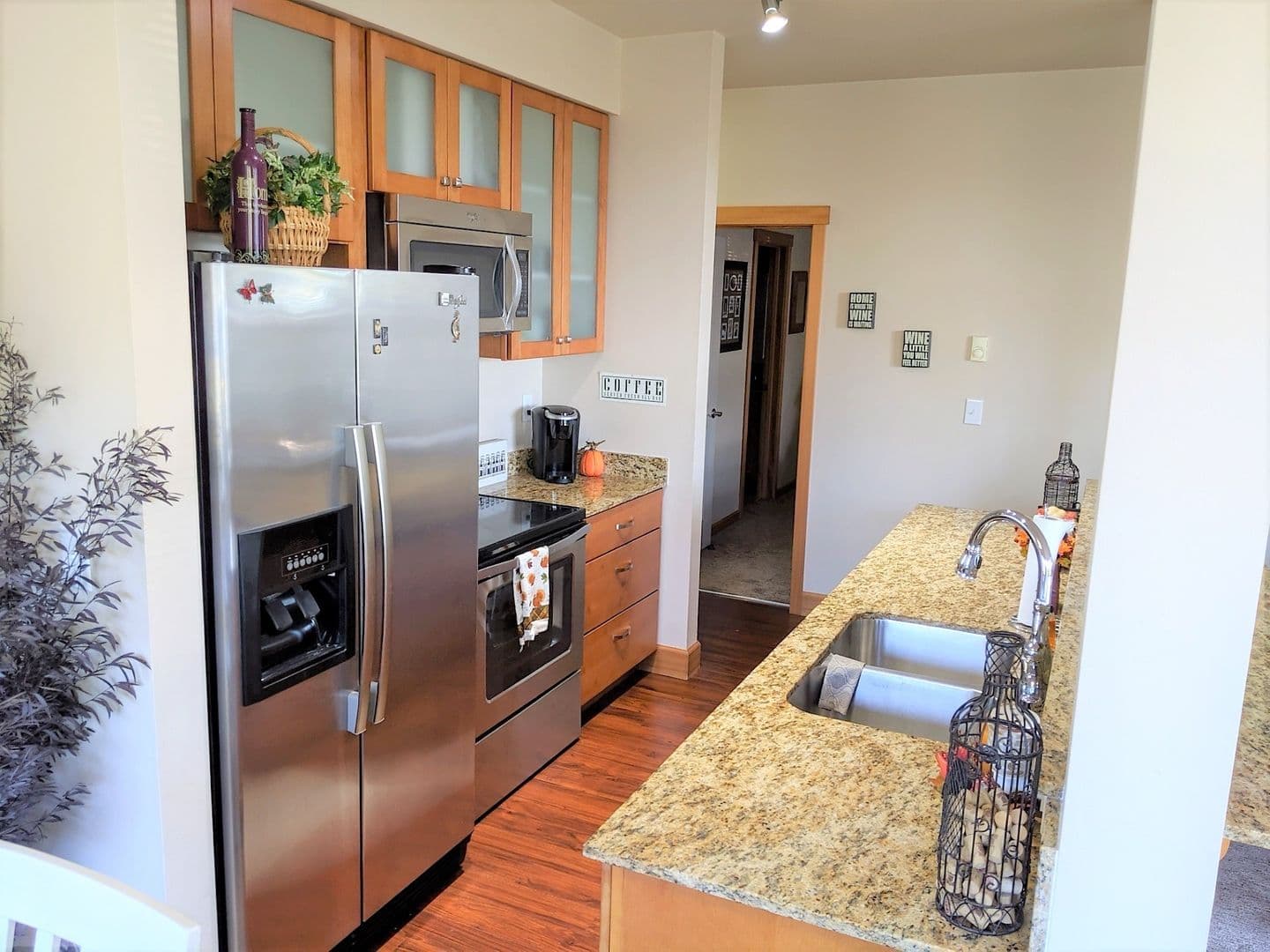 Bellingham Apartment: 263 W Bakerview Road