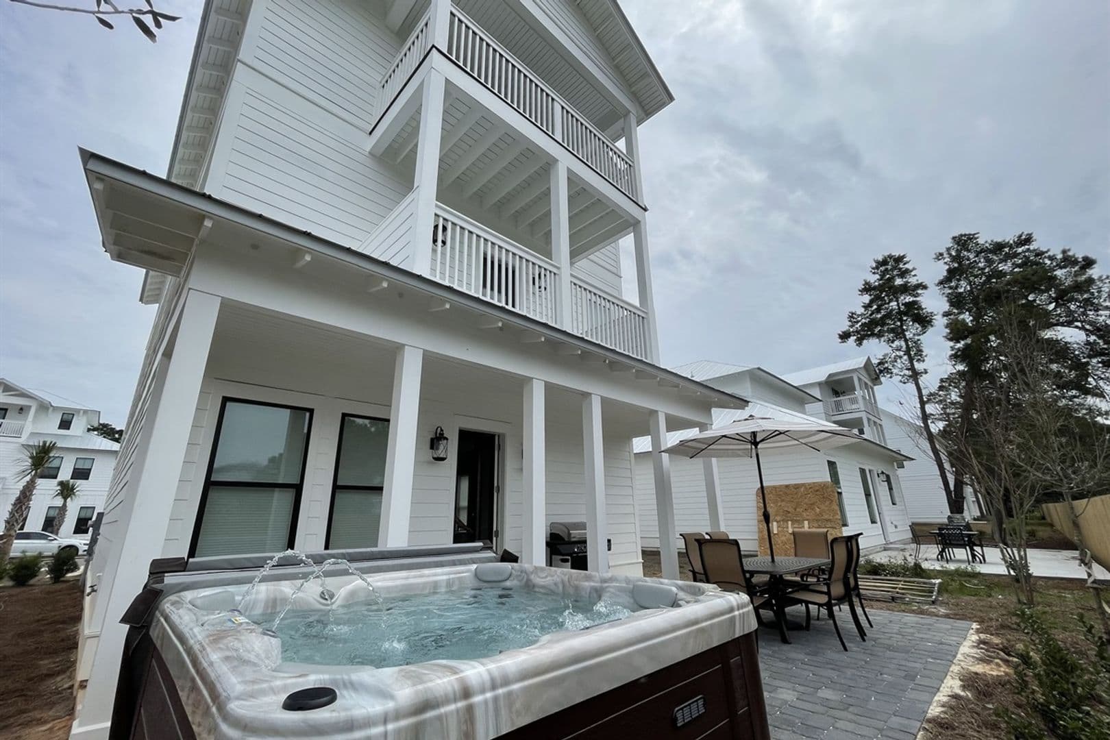 Miramar House: 56 Bella Vista Ct