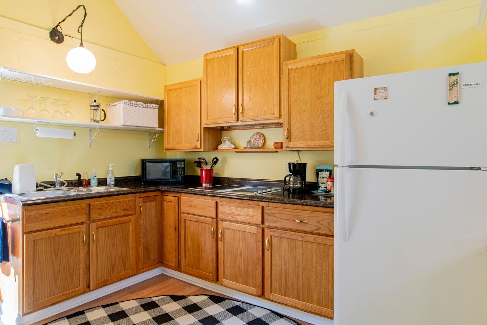 Pensacola House: 9988 Hillview Drive