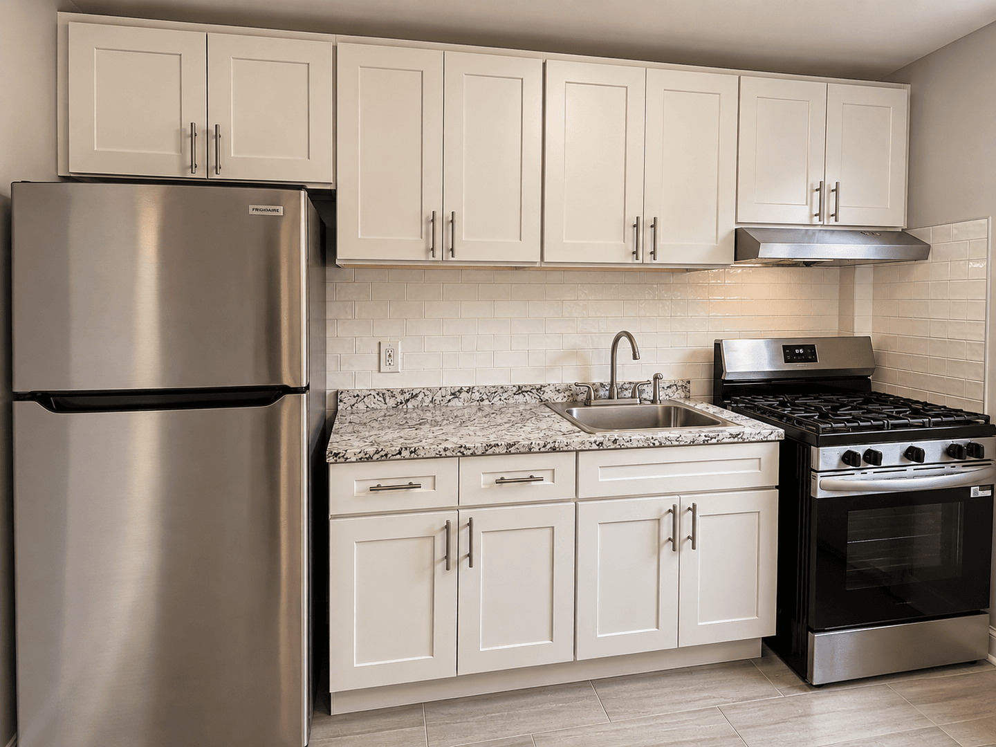 Plainfield Apartment: 802 East Front St