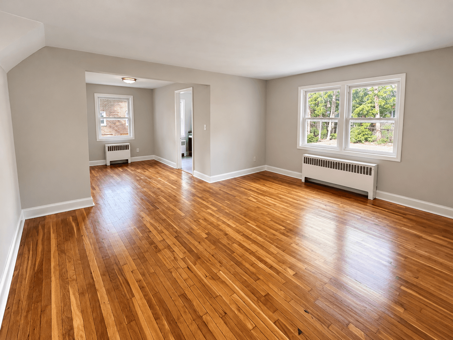 Plainfield Apartment: 750 East Front St