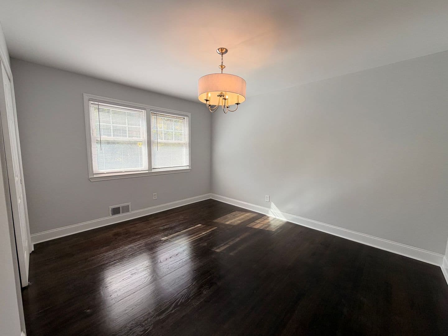 Somerville Apartment: 5-20 Oak Terrace & 195-221 Mountain Ave