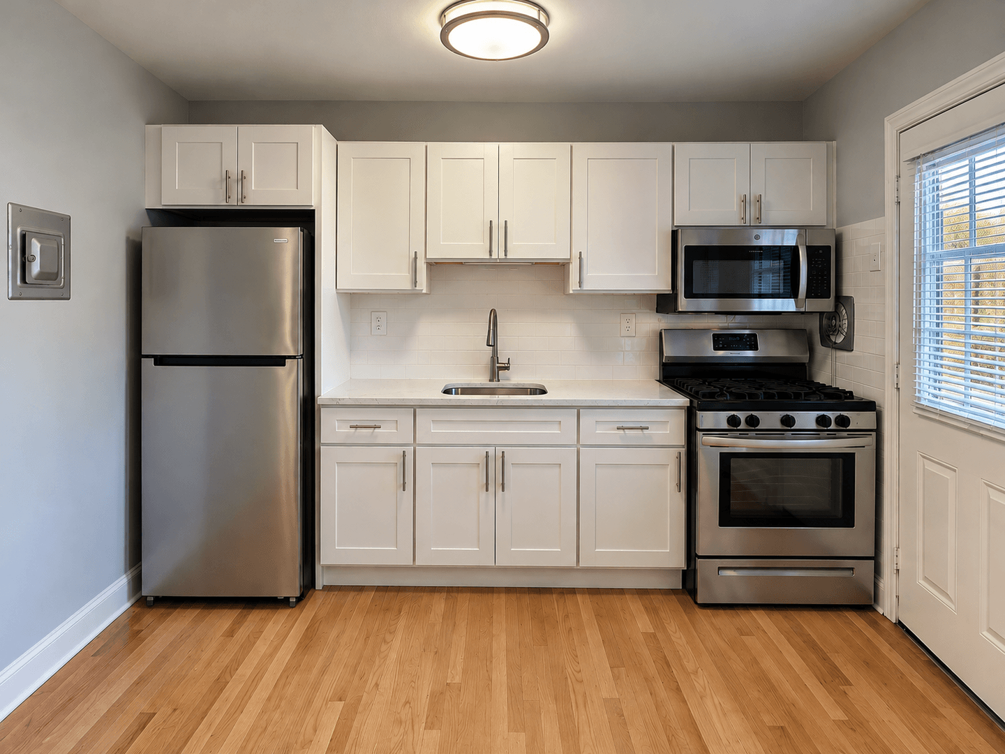 Matawan Apartment: 171 Matawan Ave