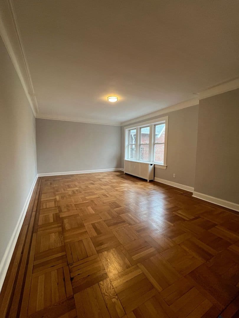 Plainfield Apartment: 744 Watchung Ave