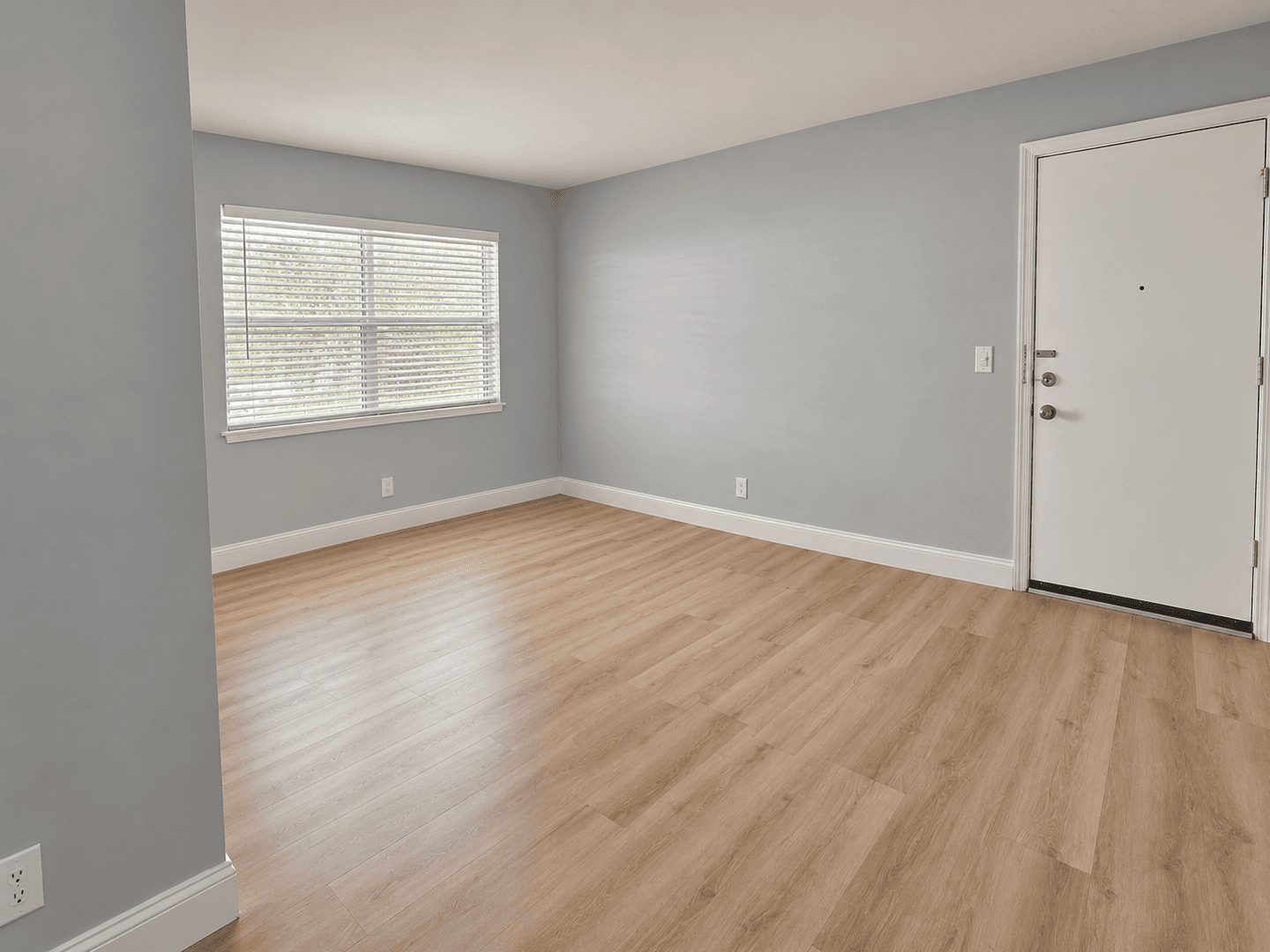 Boca Raton Apartment: 690 Kingsbridge St.
