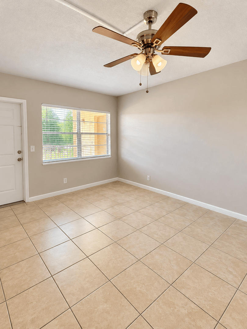 Boca Raton Apartment: 480 W Camino Real