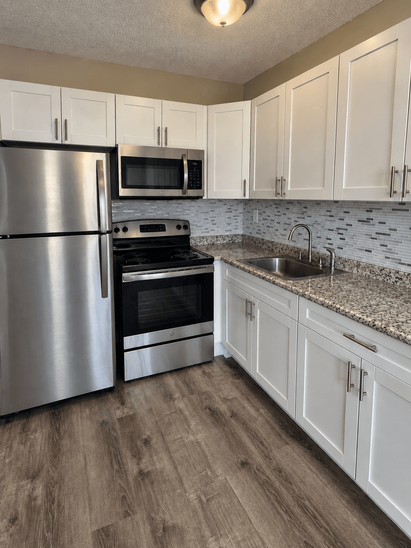 West Palm Beach Apartment: 537 South Sequoia Dr