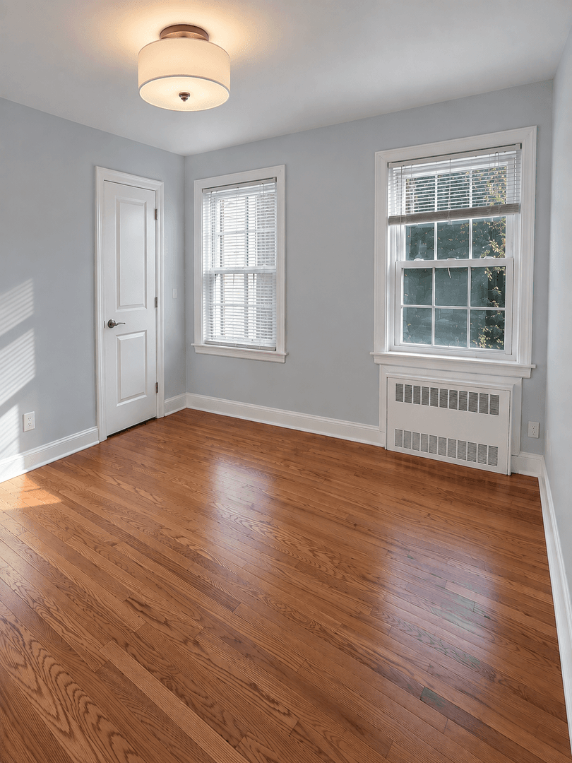 Summit Apartment: 26 Locust Drive