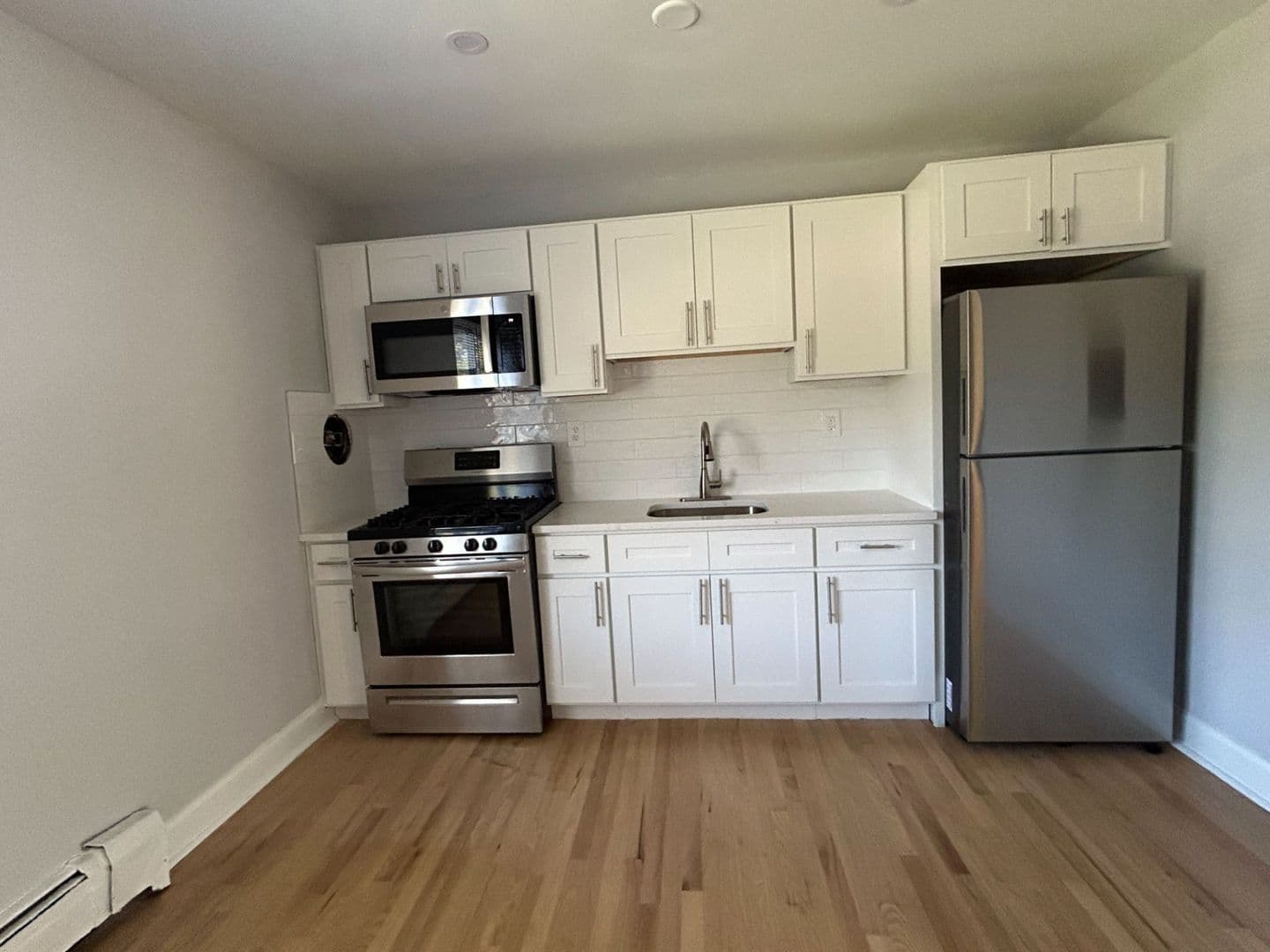 Matawan Apartment: 171 Matawan Ave