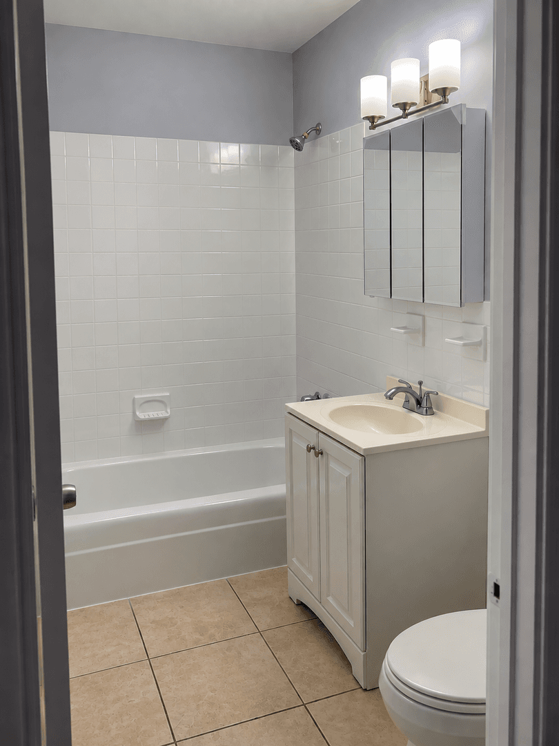 North Plainfield Apartment: 25 Washington Ave