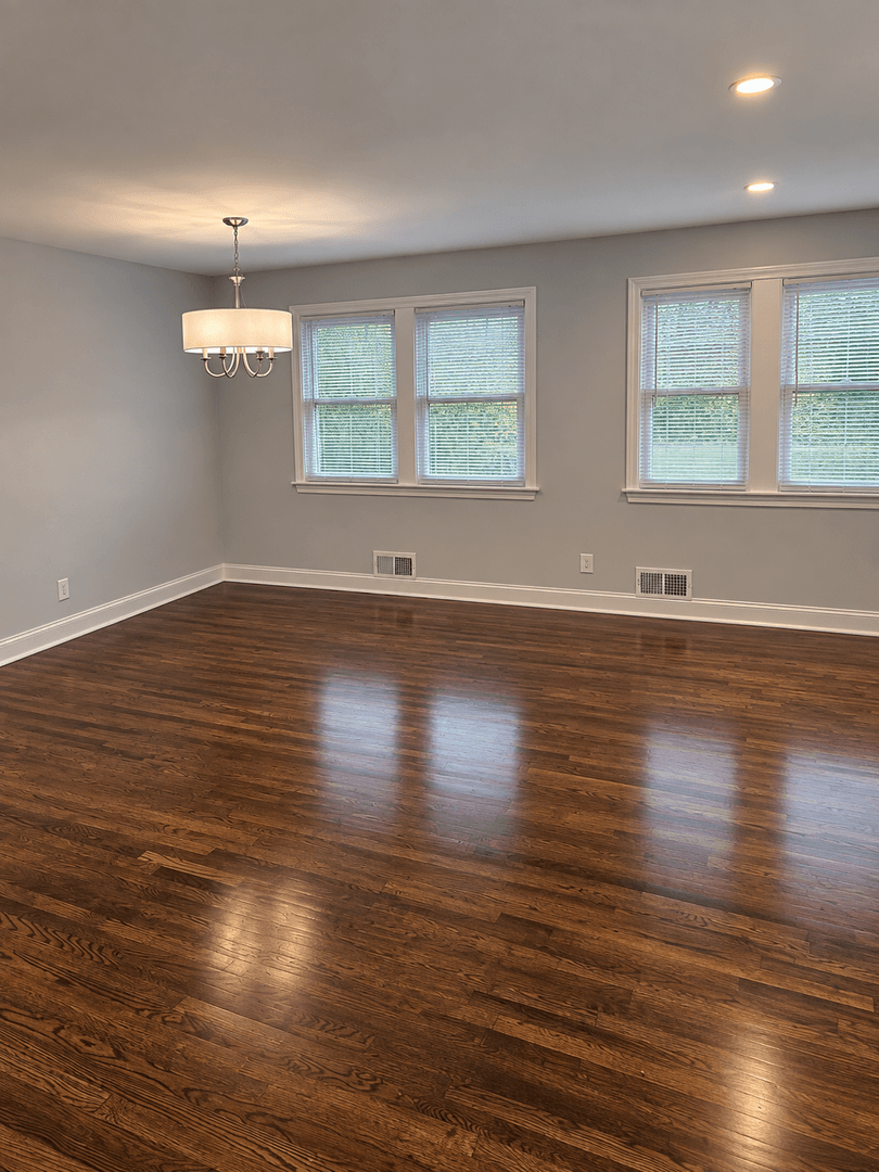 Somerville Apartment: 5-20 Oak Terrace & 195-221 Mountain Ave