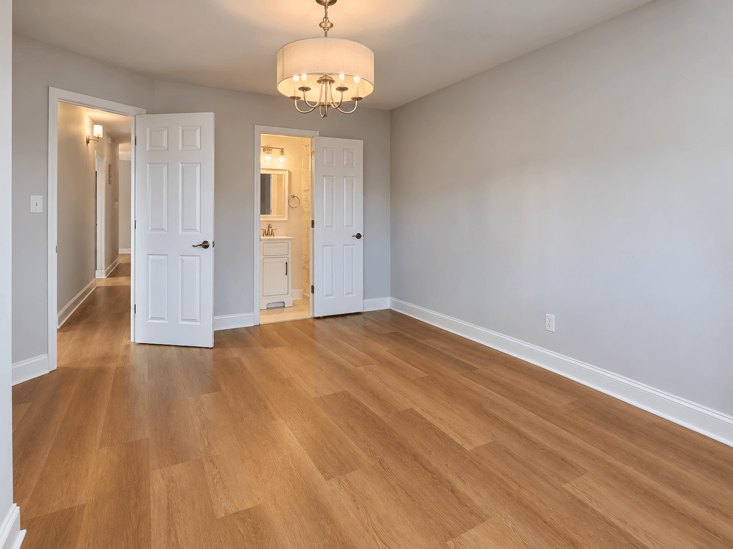Somerville Apartment: 21 Oak Terrace