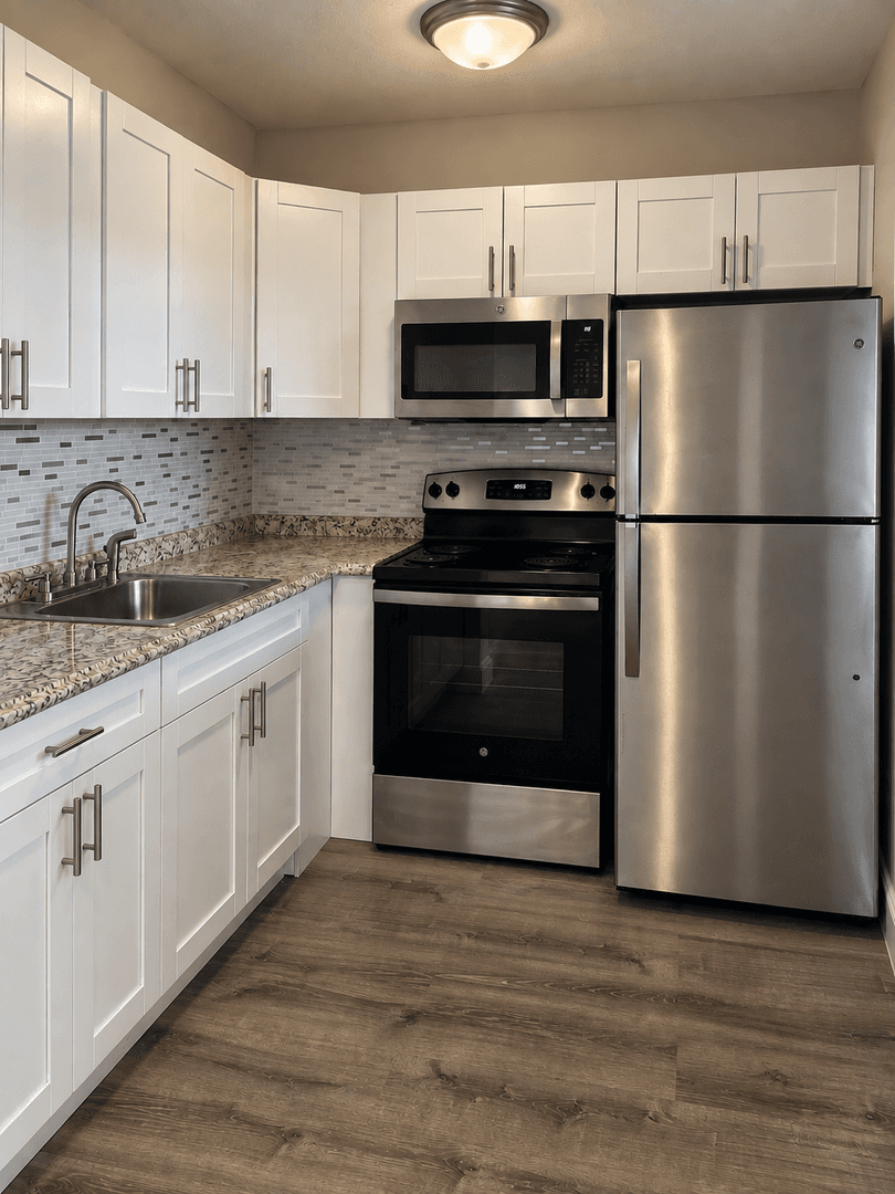 West Palm Beach Apartment: 537 South Sequoia Dr