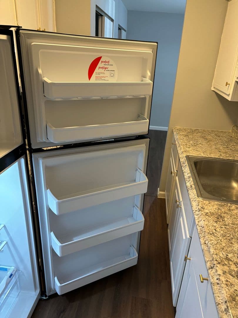 Orange Apartment: 366 Park Ave/159 Cleveland St