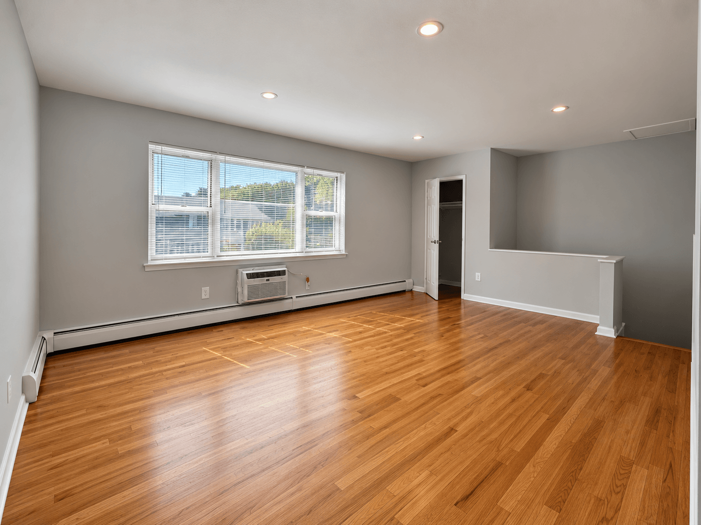 Matawan Apartment: 171 Matawan Ave