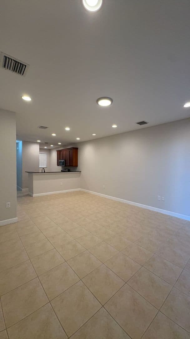 Fort Lauderdale Apartment: 5127 NW 30th Terrace