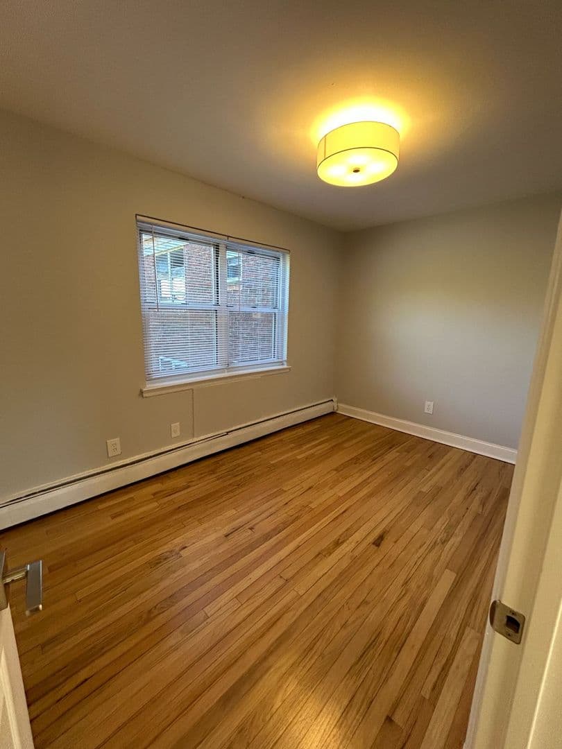 Matawan Apartment: 171 Matawan Ave