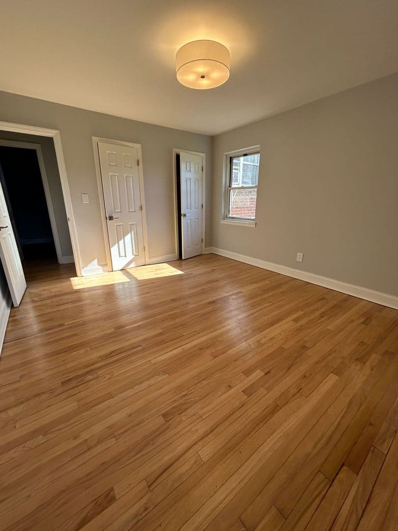 Matawan Apartment: 171 Matawan Ave