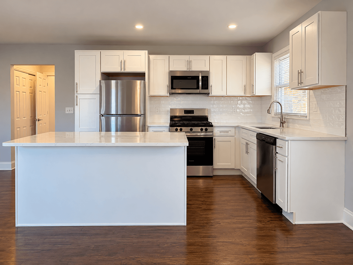 Somerville Apartment: 5-20 Oak Terrace & 195-221 Mountain Ave
