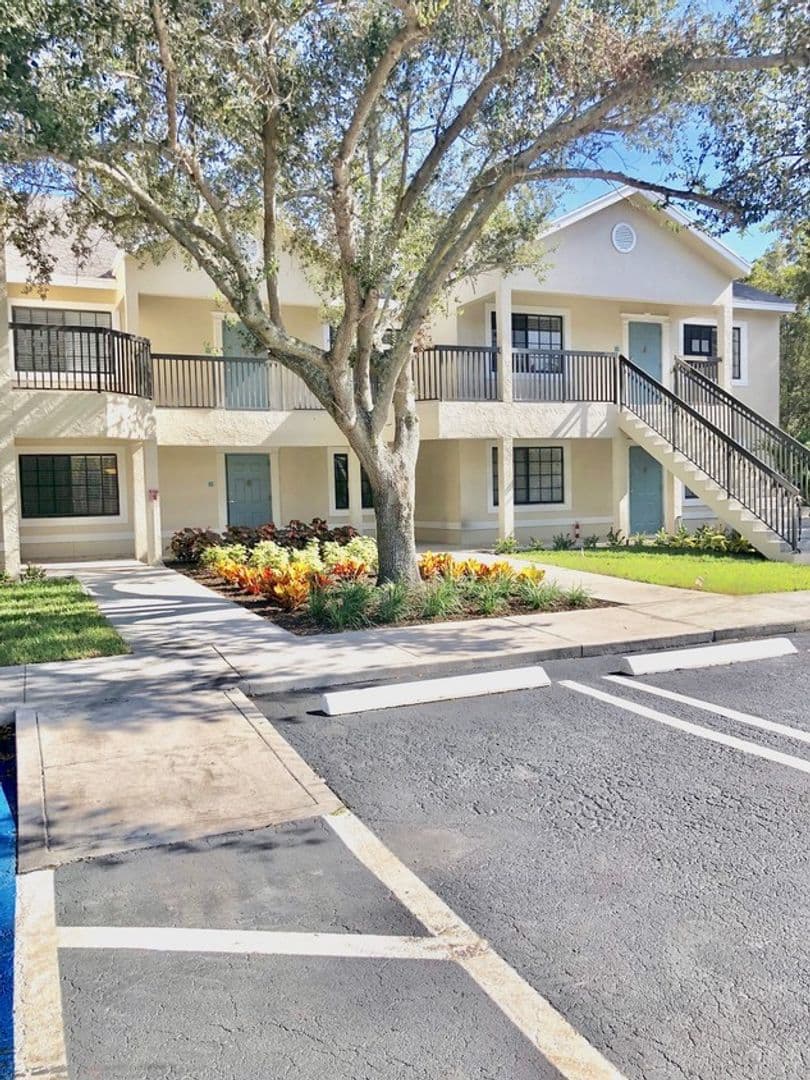 West Palm Beach Apartment: 4685 N. Haverhill Road