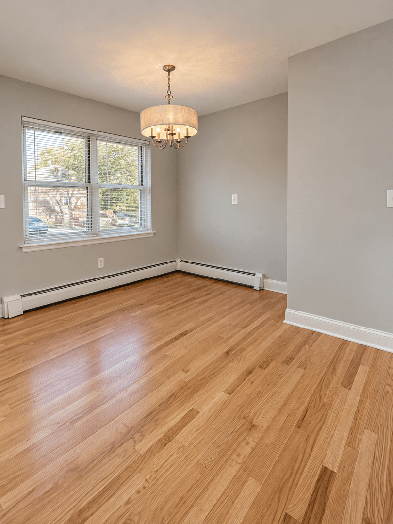Matawan Apartment: 171 Matawan Ave