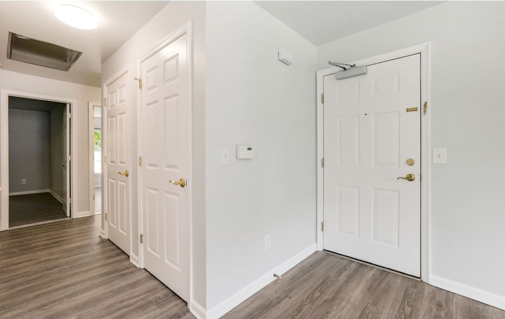 New Providence Townhome: 53 Division Avenue