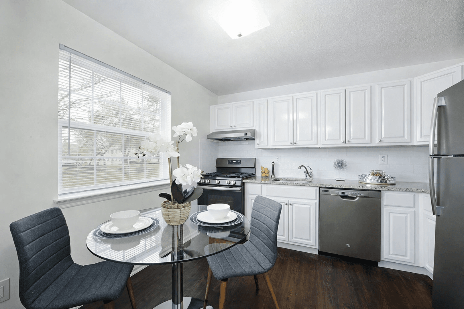 Bridgewater Apartment: 89 Tunison Lane