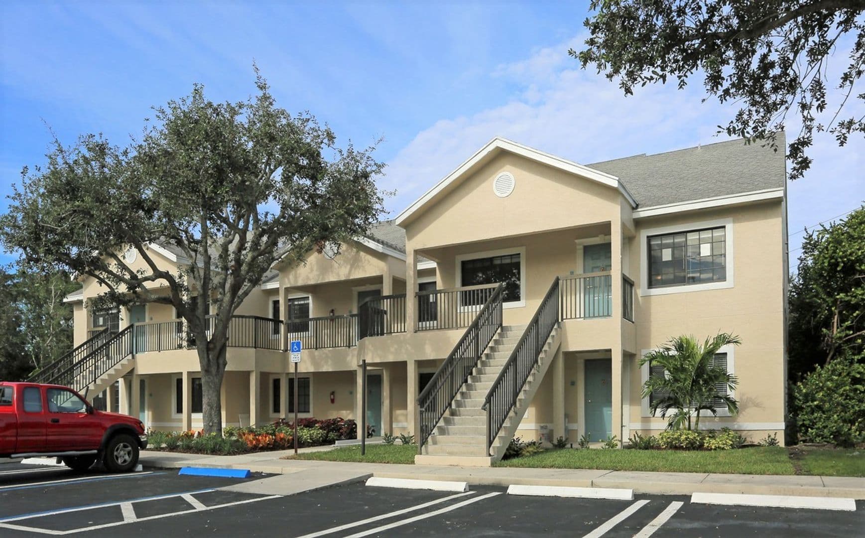 West Palm Beach Apartment: 4685 N. Haverhill Road