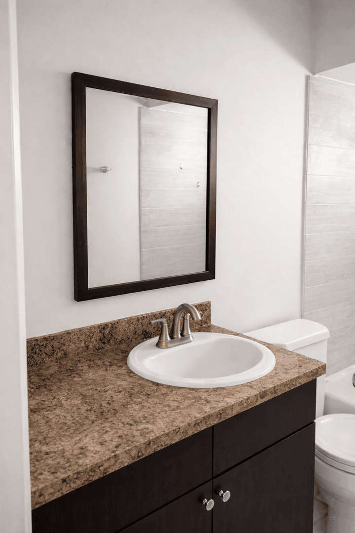 Palm Springs Apartment: 965 Manor Dr