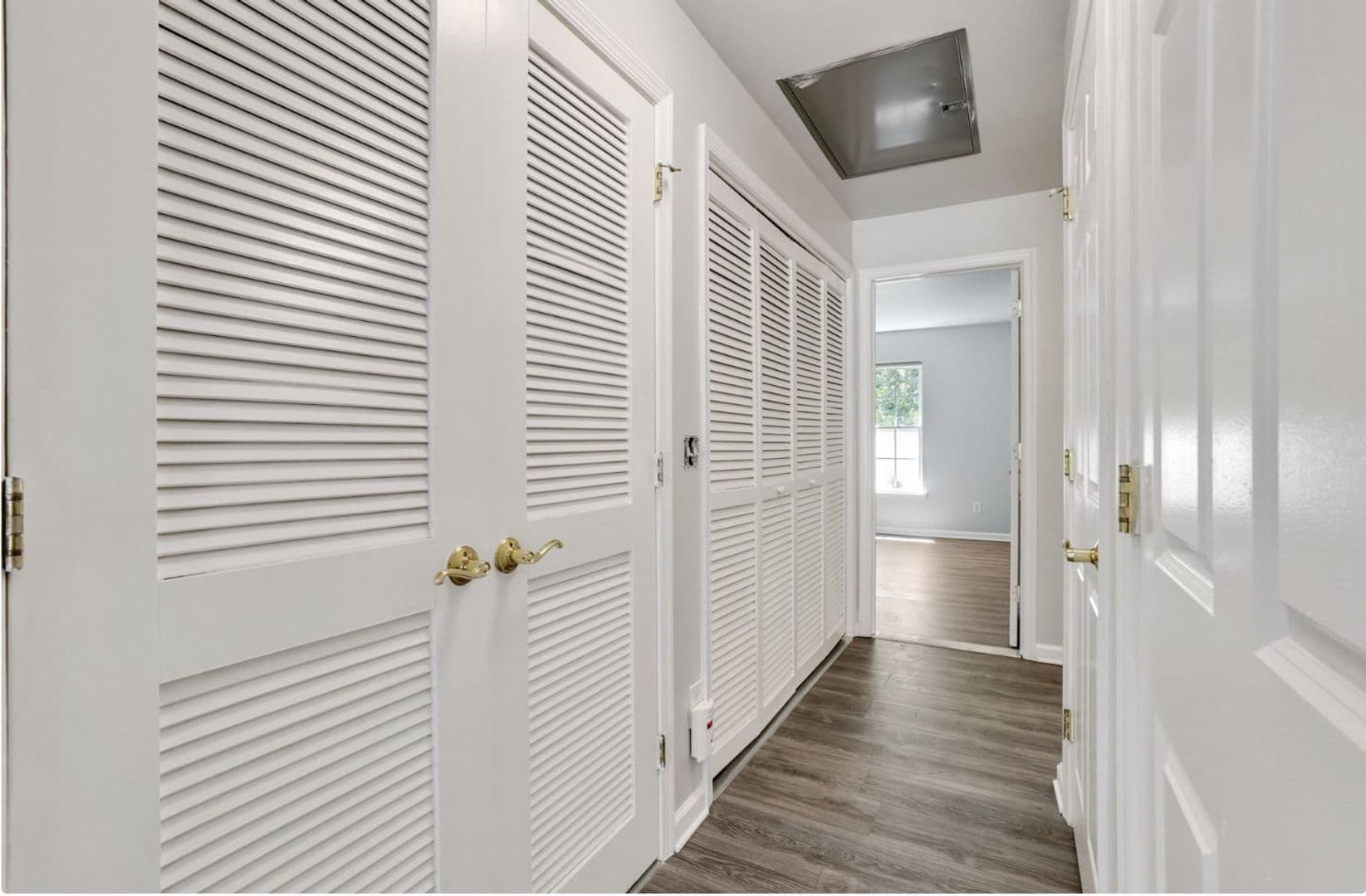 New Providence Townhome: 53 Division Avenue