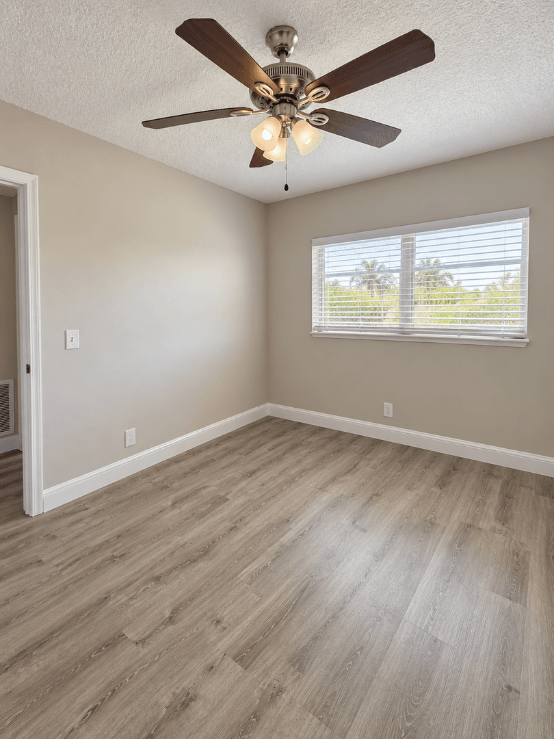 Boca Raton Apartment: 480 W Camino Real