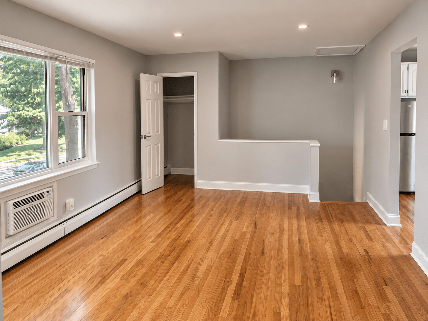 Matawan Apartment: 171 Matawan Ave