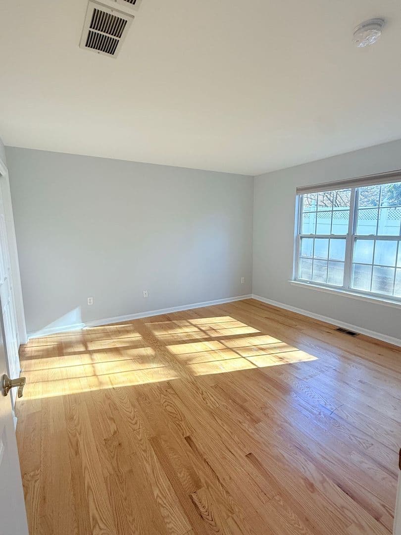 New Providence Townhome: 53 Division Avenue