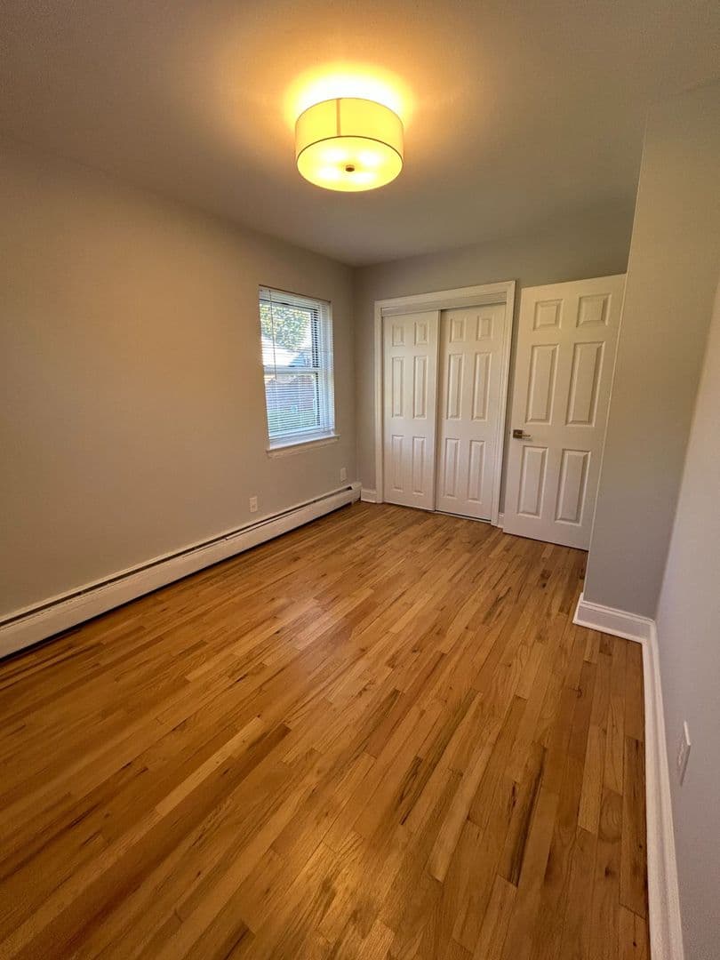 Matawan Apartment: 171 Matawan Ave