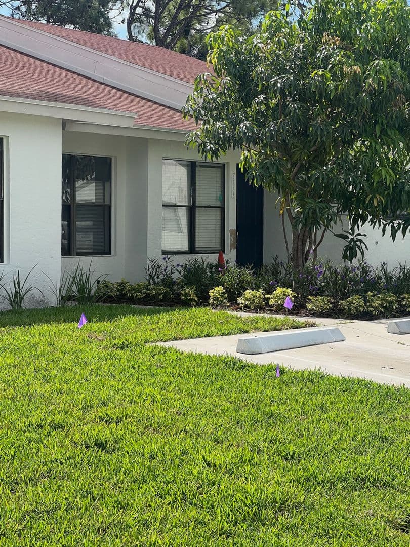 Greenacres Apartment: 3750-3785 Mil Race Court