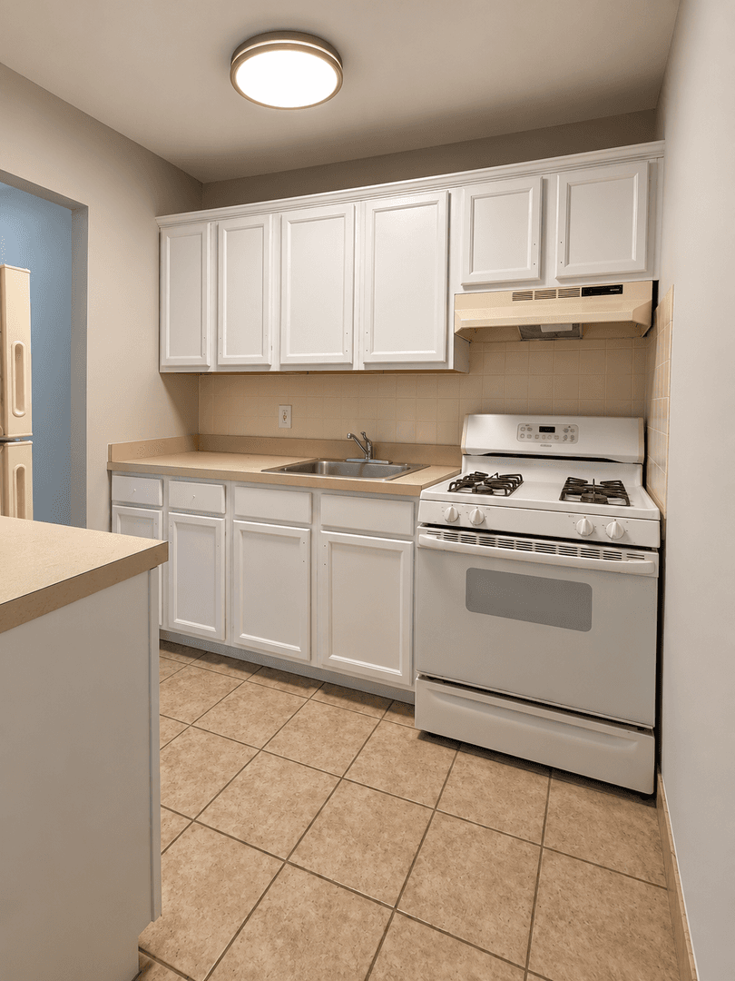 Keyport Apartment: 251 Atlantic Street