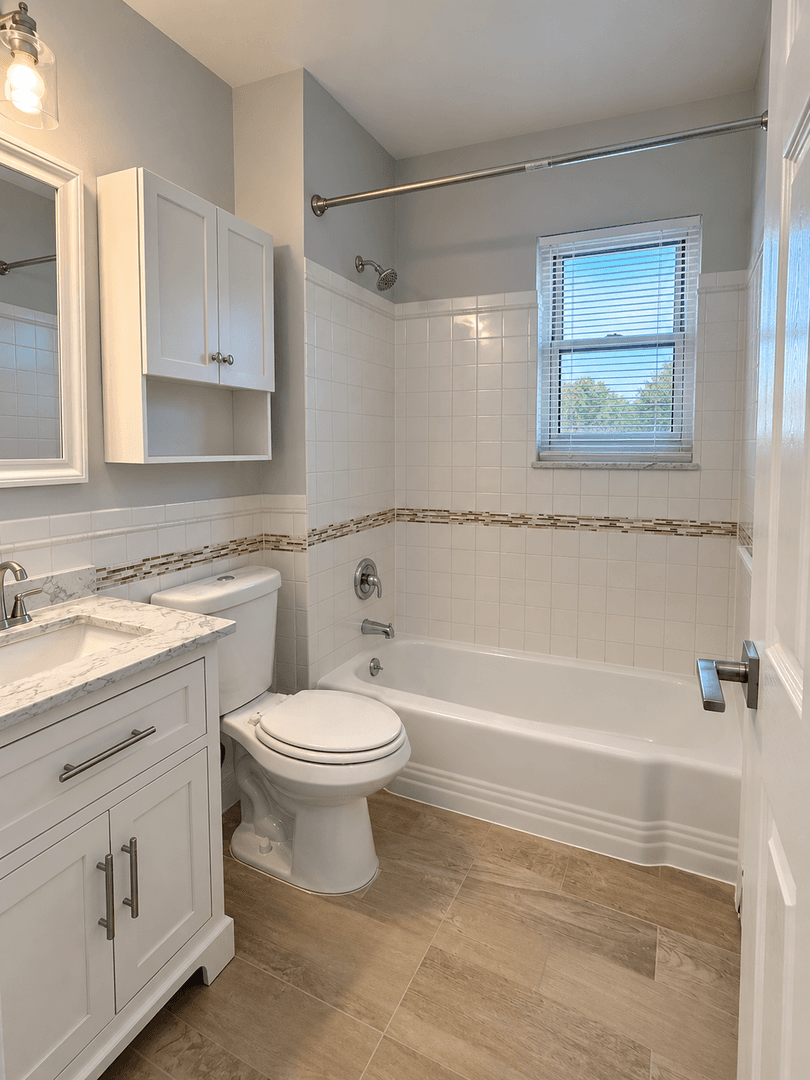 Matawan Apartment: 171 Matawan Ave