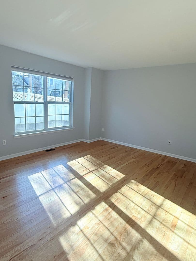 New Providence Townhome: 53 Division Avenue